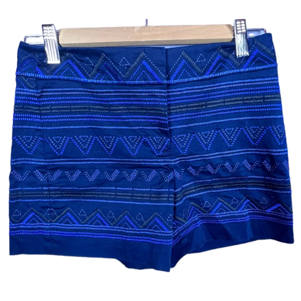 White House Black Market Blue Geometric Pattern FestiveShorts Womens Sz 0 Lined - Picture 2 of 7